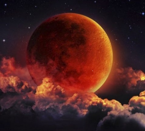 кроваво-голубая луна